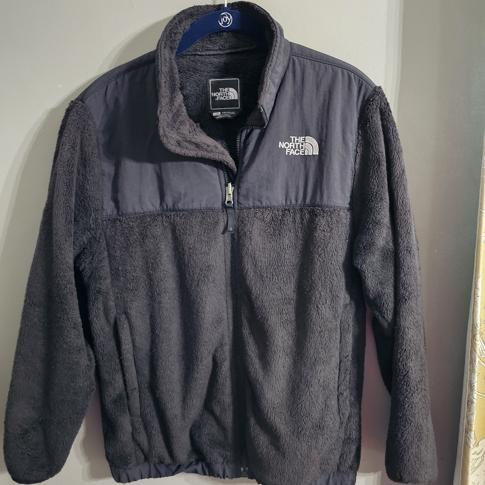 The North Face Girl's Black Fleece Jacket
